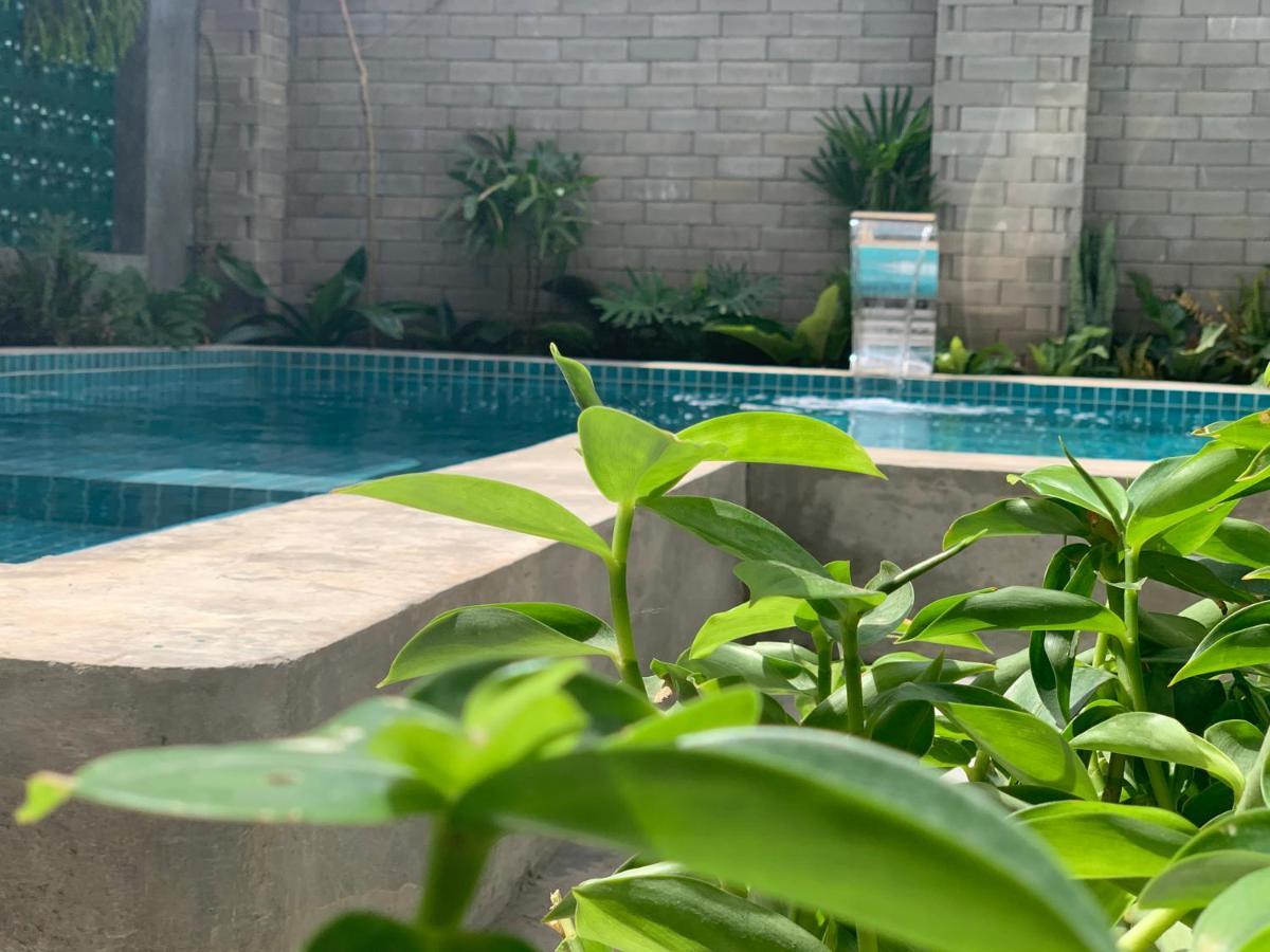 Hotel The J Break Boutique Kampot Esterno foto