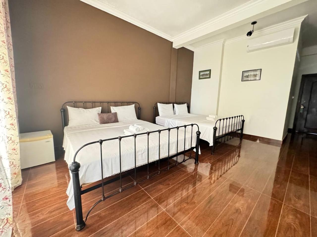 Hotel The J Break Boutique Kampot Esterno foto