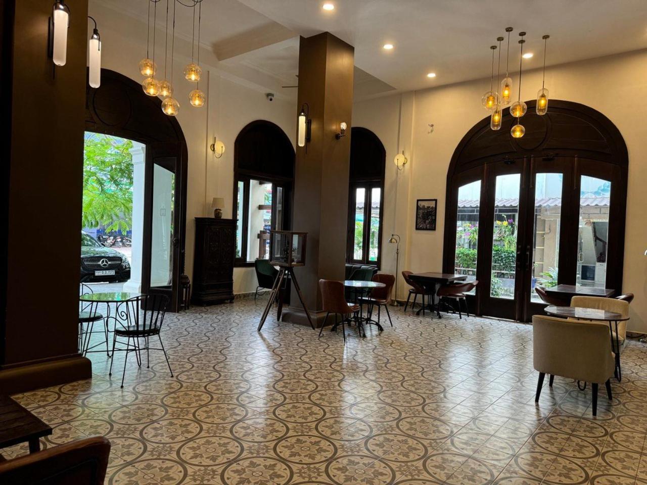Hotel The J Break Boutique Kampot Esterno foto