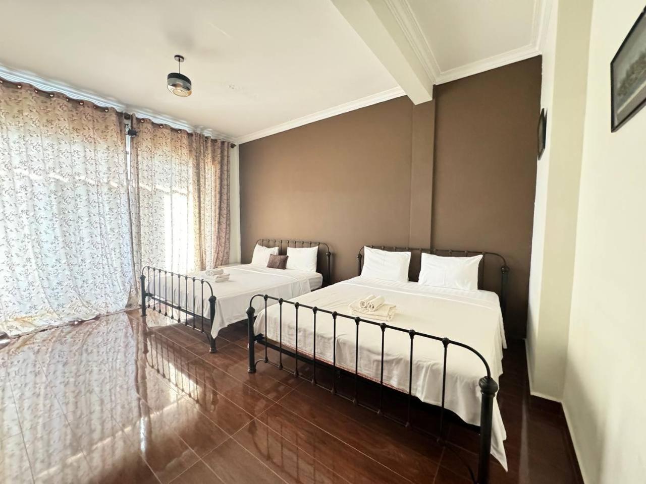 Hotel The J Break Boutique Kampot Esterno foto