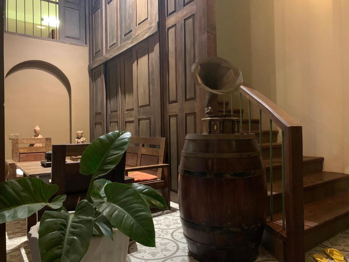 Hotel The J Break Boutique Kampot Esterno foto
